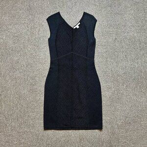 Diane Von Furstenburg Cressida Bodycon Ribbed V-Neck Dress in Black Size Small